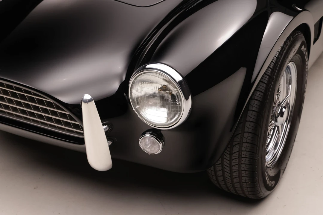 Shelby Cobra Replica - Image 26 of 31