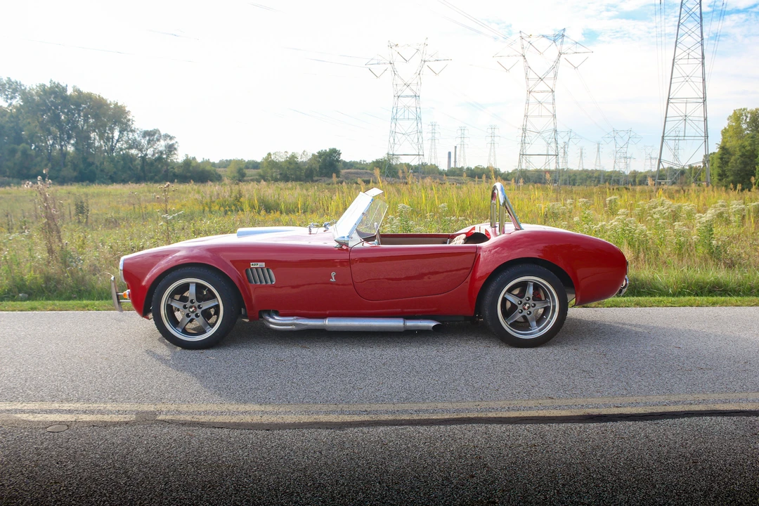 Shelby Cobra Replica - Image 11 of 31