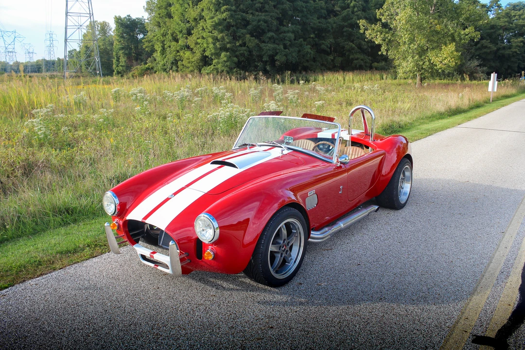 Shelby Cobra Replica - Image 7 of 31