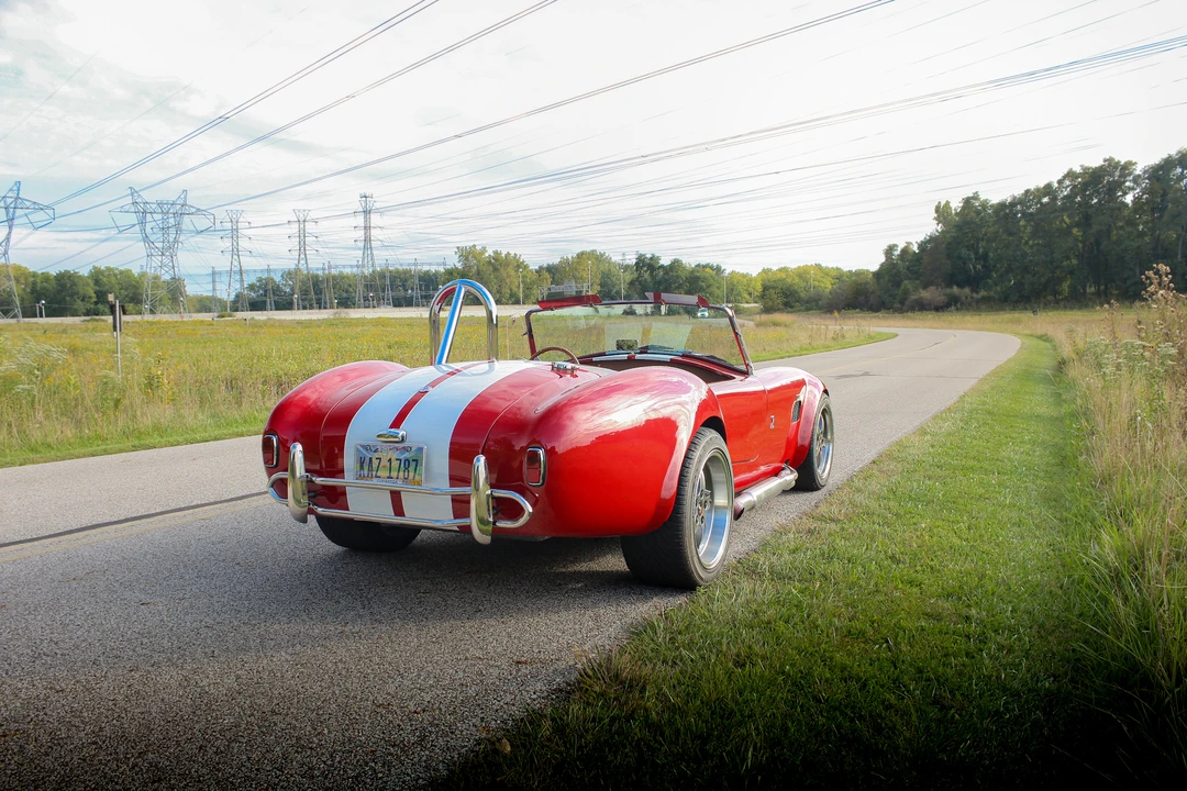 Shelby Cobra Replica - Image 15 of 31