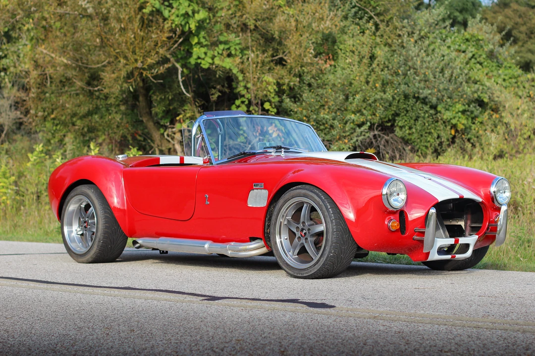 Shelby Cobra Replica - Image 2 of 31