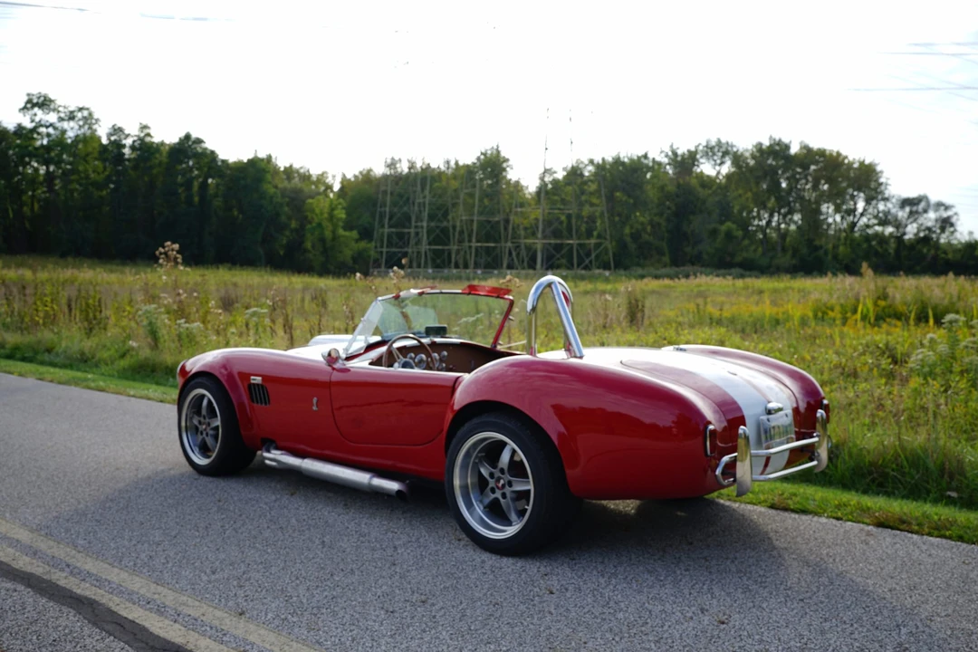Shelby Cobra Replica - Image 12 of 31