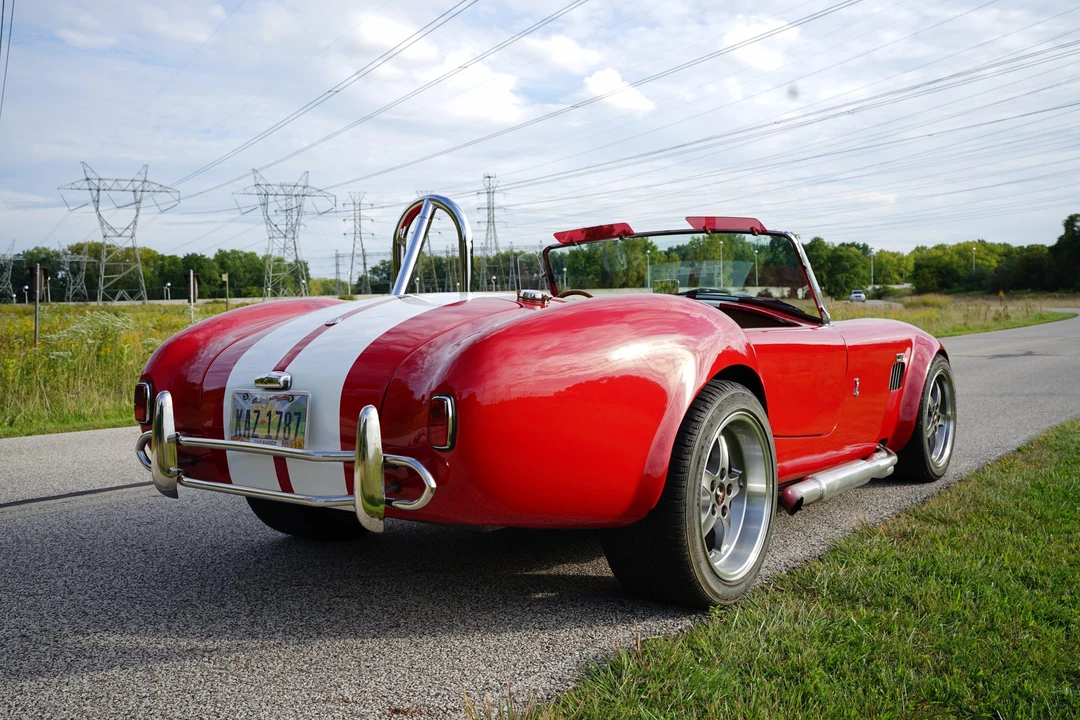 Shelby Cobra Replica - Image 17 of 31