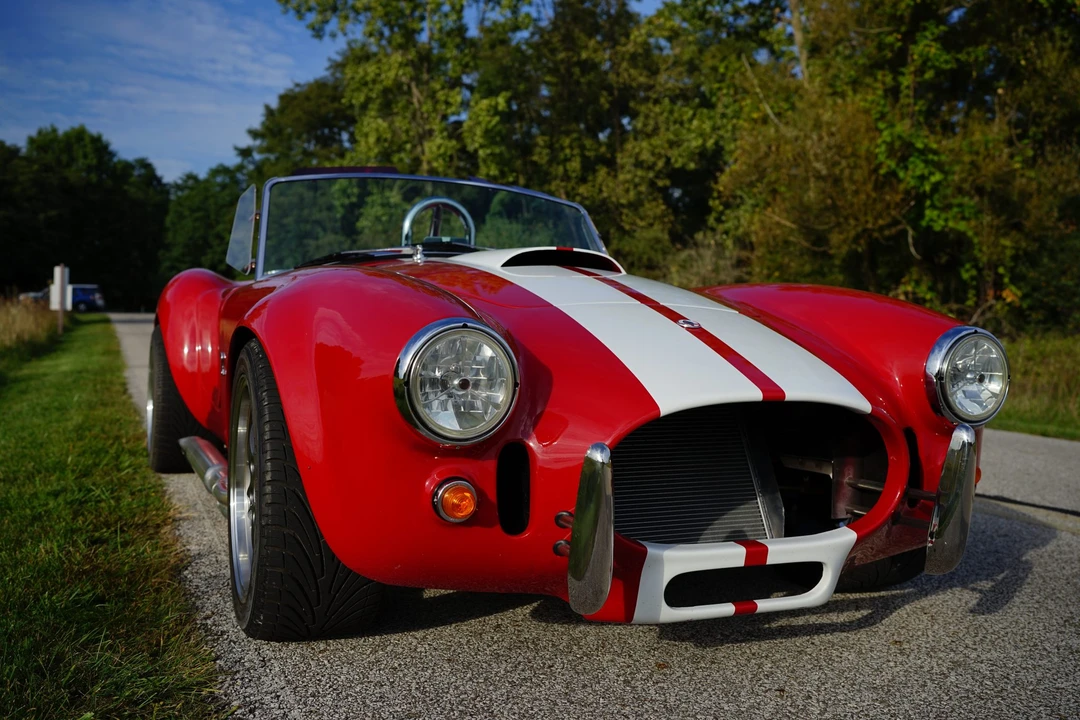 Shelby Cobra Replica - Image 4 of 31