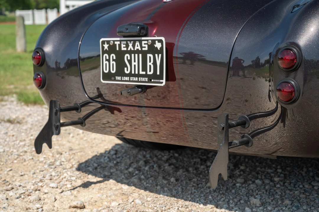 Shelby Cobra Replica - Image 22 of 31