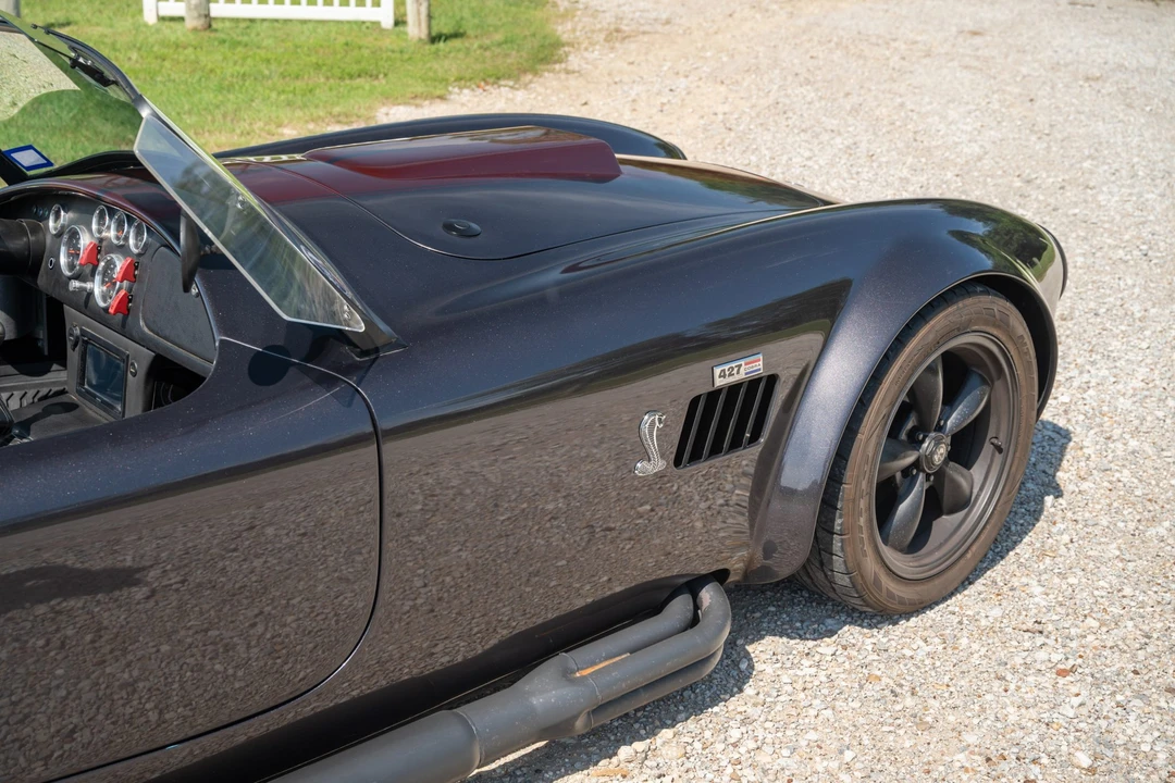 Shelby Cobra Replica - Image 18 of 31