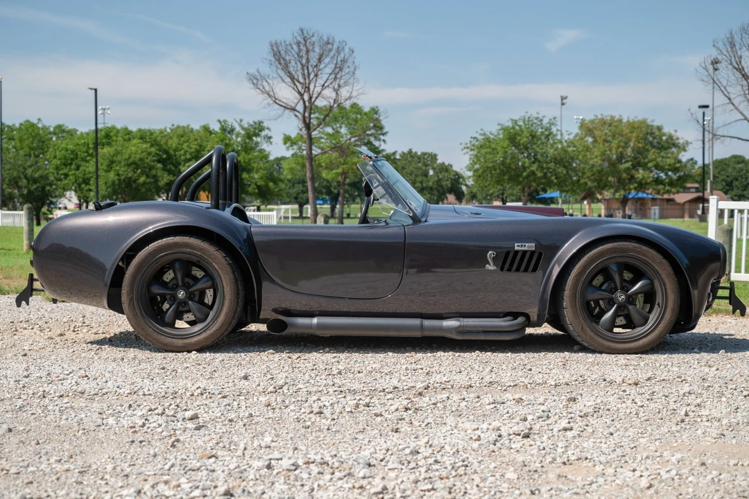 Shelby Cobra Replica - Image 5 of 31