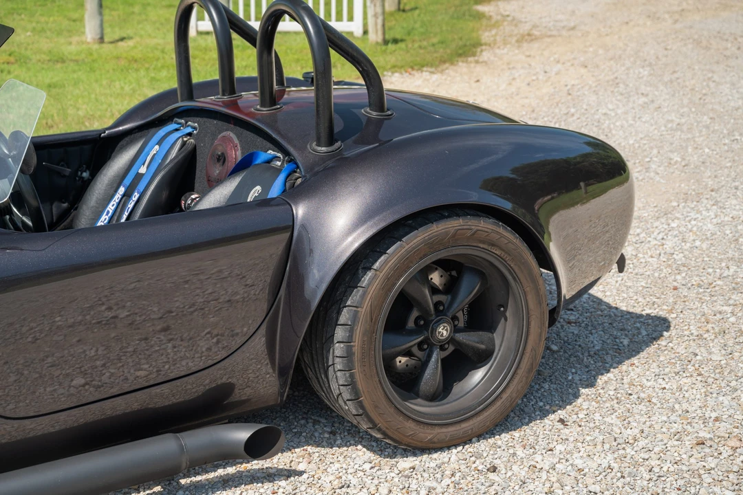 Shelby Cobra Replica - Image 20 of 31