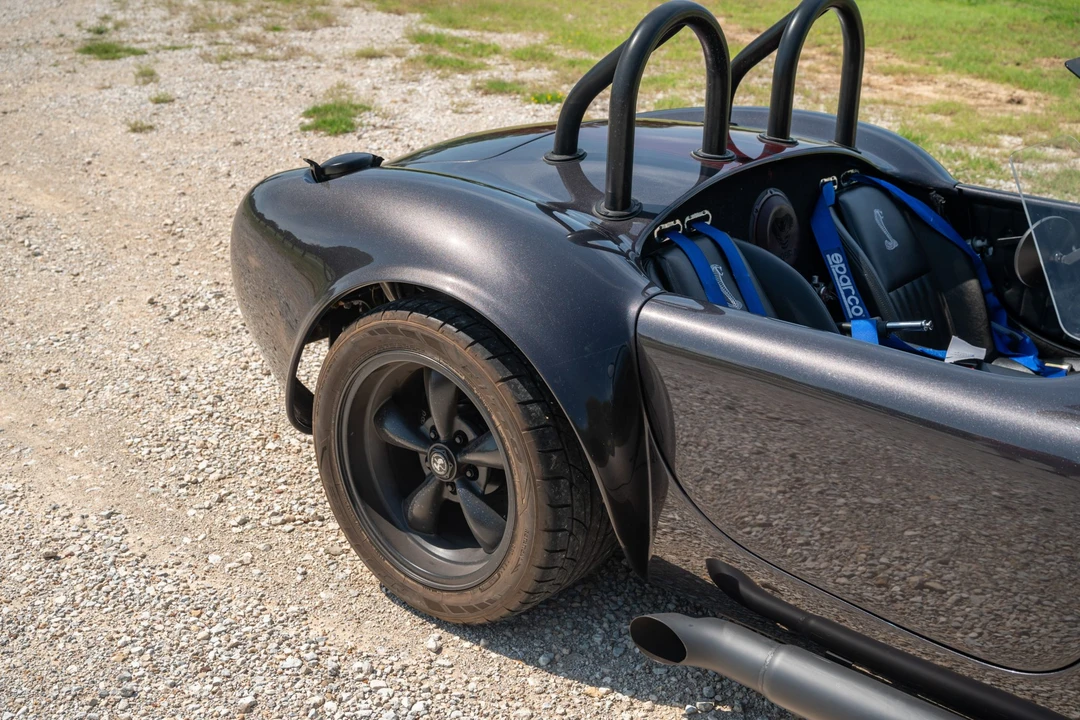 Shelby Cobra Replica - Image 19 of 31