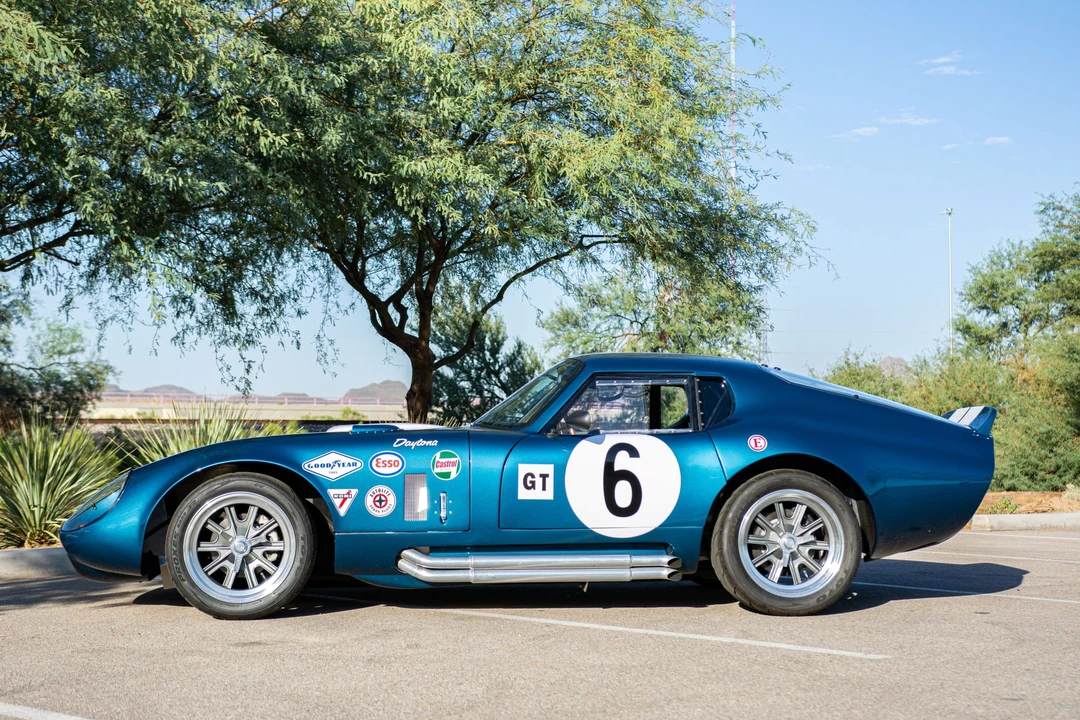 Shelby Daytona Replica - Image 5 of 31