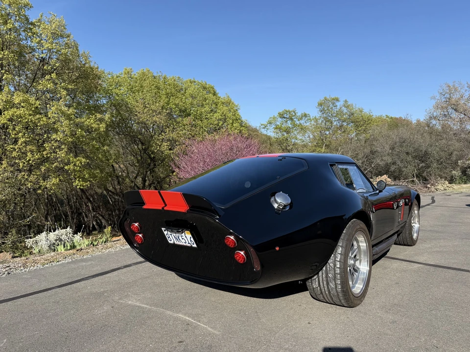 Shelby Daytona Replica - Image 3 of 31