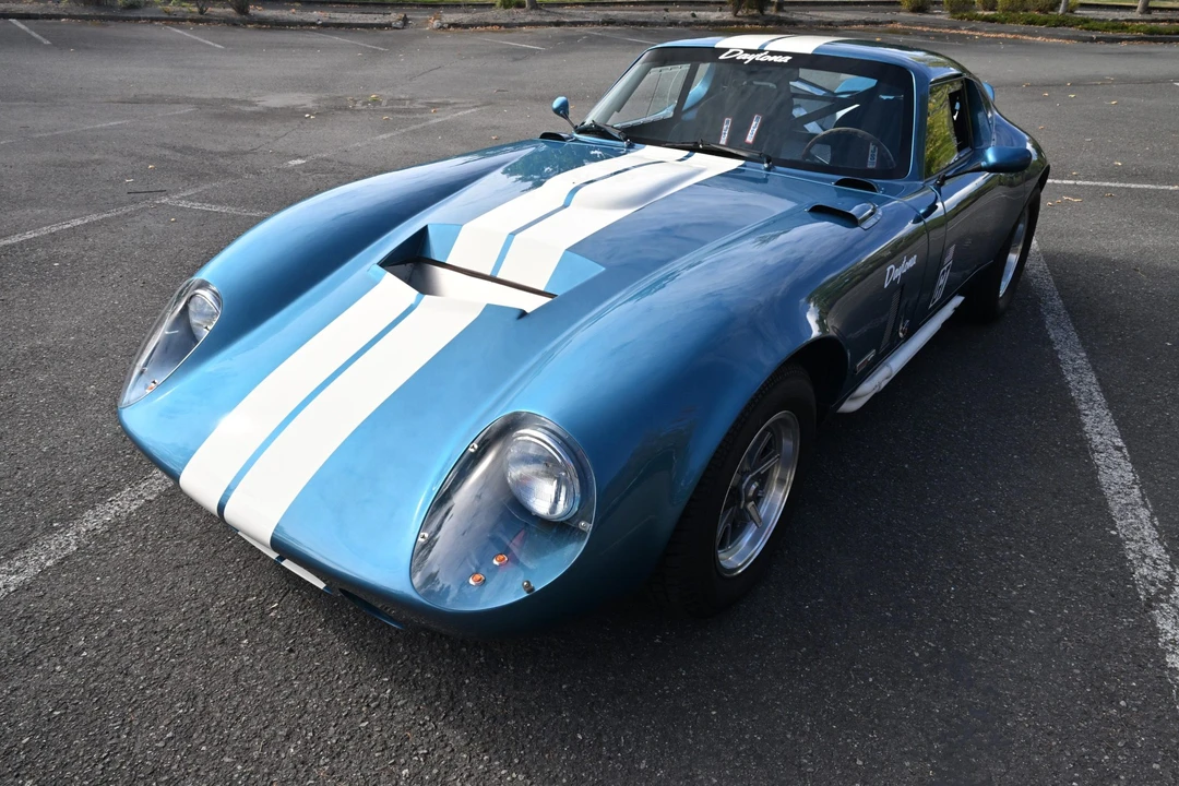 Shelby Daytona Replica - Image 5 of 31