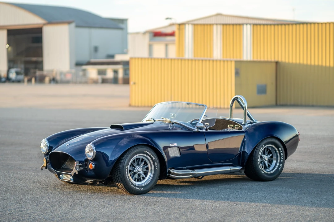 Shelby Cobra Replica - Image 3 of 31
