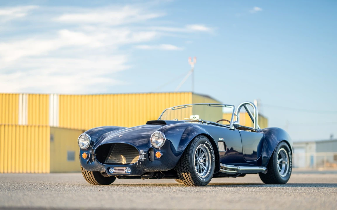 Shelby Cobra Replica - Image 21 of 31