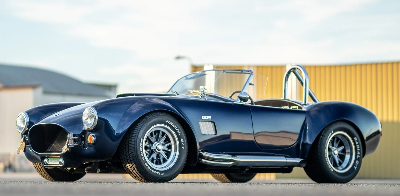 Shelby Cobra Replica - Image 9 of 31