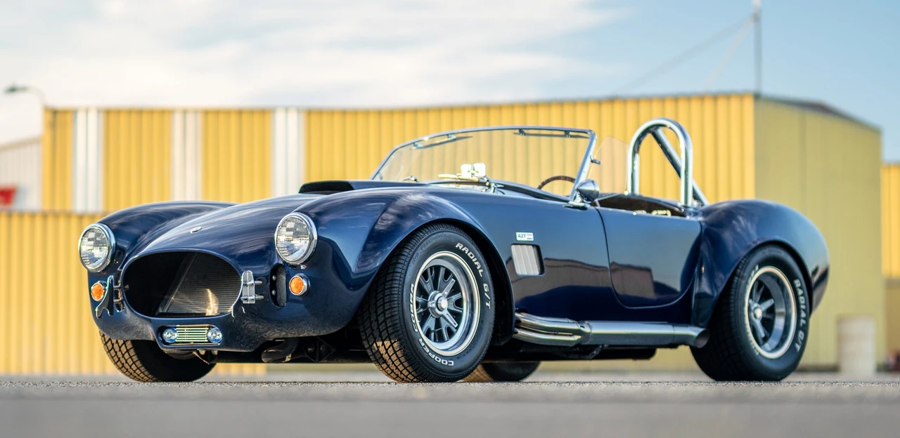 Shelby Cobra Replica - Image 10 of 31