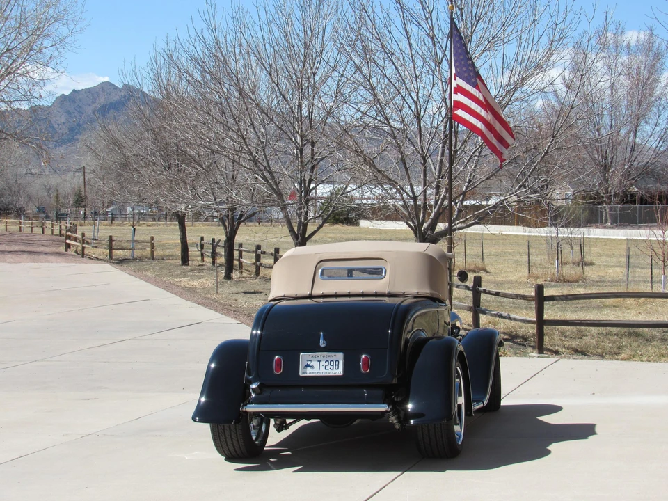Ford Hot Rod - Image 17 of 31