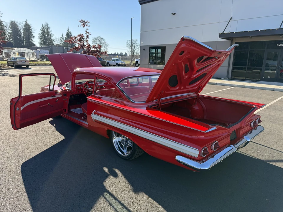 1960 Chevrolet Biscayne - Image 28 of 31