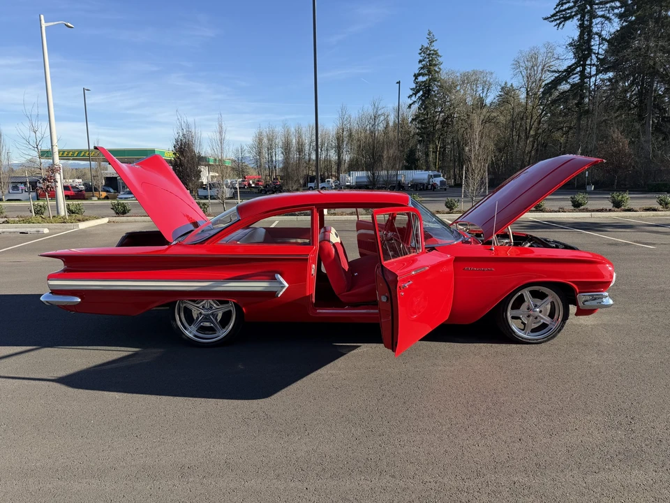 1960 Chevrolet Biscayne - Image 30 of 31