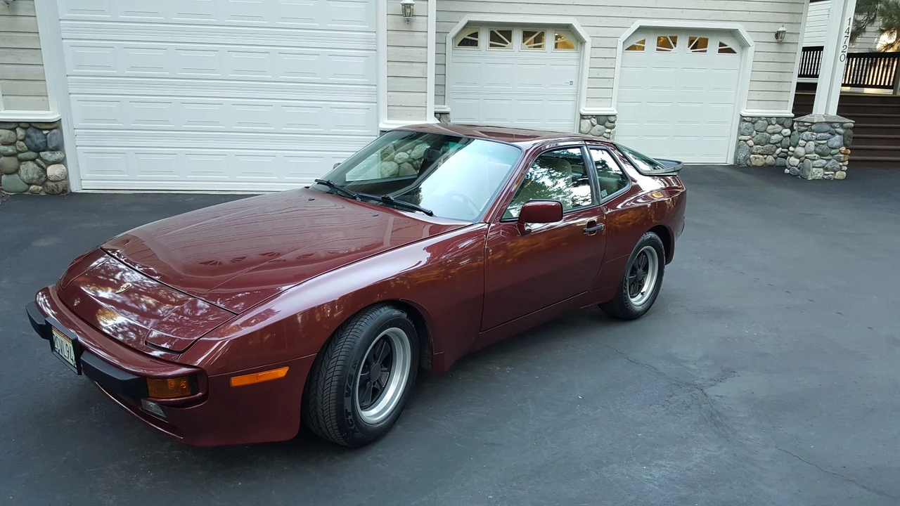 1985 Porsche 944 - Image 10 of 31