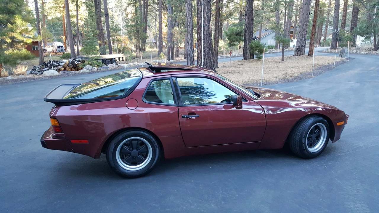 1985 Porsche 944 - Image 21 of 31