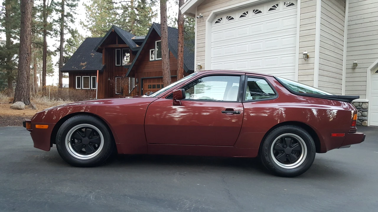 1985 Porsche 944 - Image 16 of 31