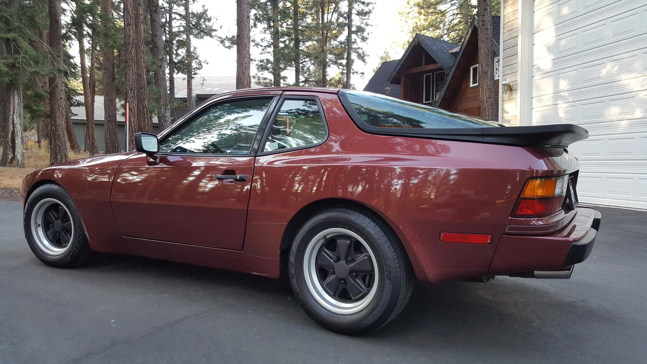 1985 Porsche 944 - Image 17 of 31
