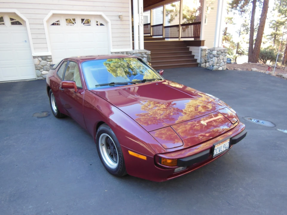 1985 Porsche 944 - Image 4 of 31