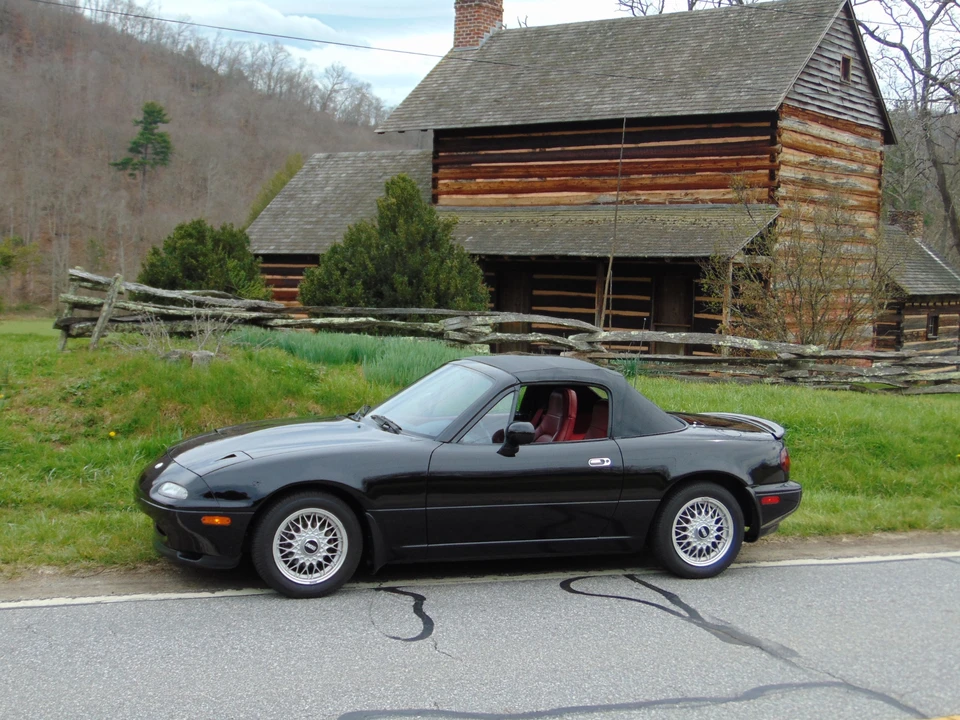1993 Mazda NA MX-5 Miata - Image 18 of 31
