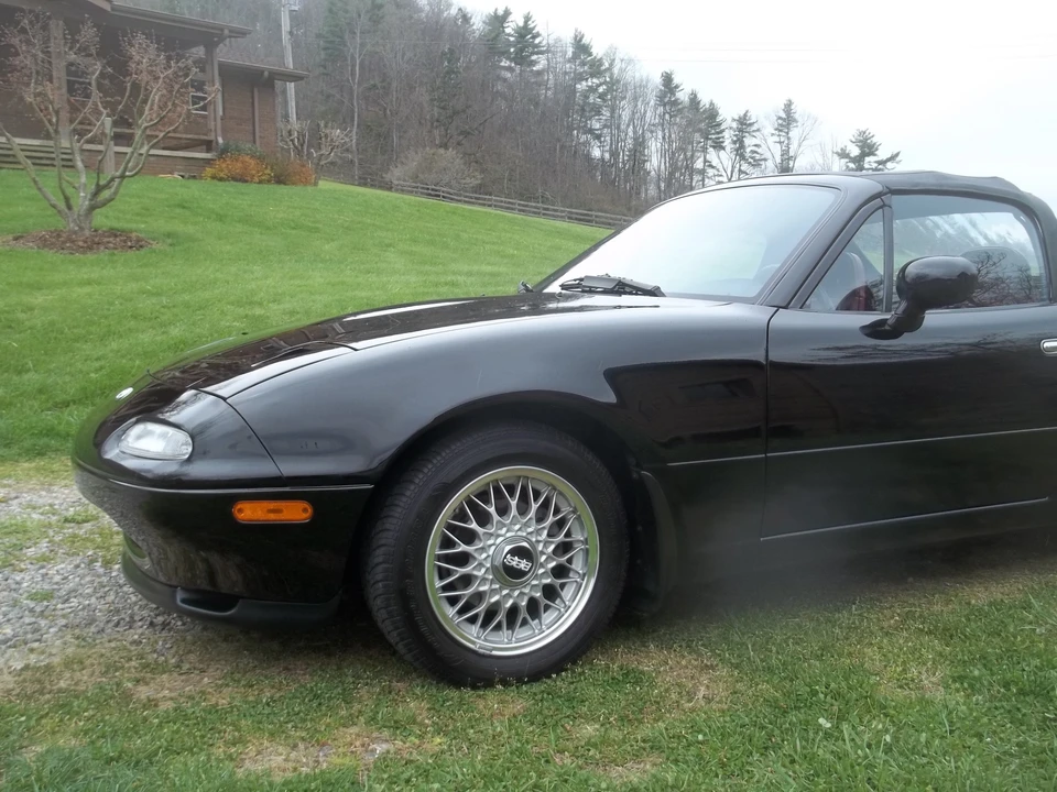 1993 Mazda NA MX-5 Miata - Image 17 of 31