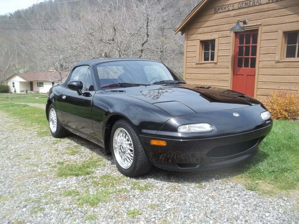 1993 Mazda NA MX-5 Miata - Image 13 of 31