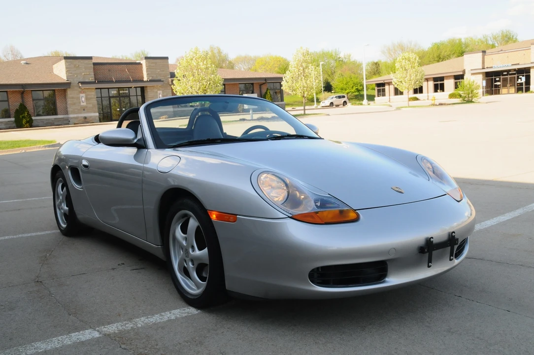 1999 Porsche 986 Boxster - Image 2 of 31