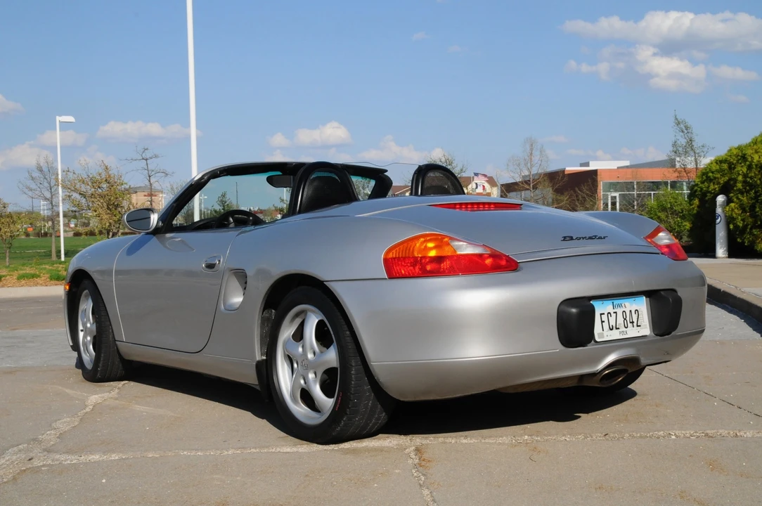 1999 Porsche 986 Boxster - Image 8 of 31