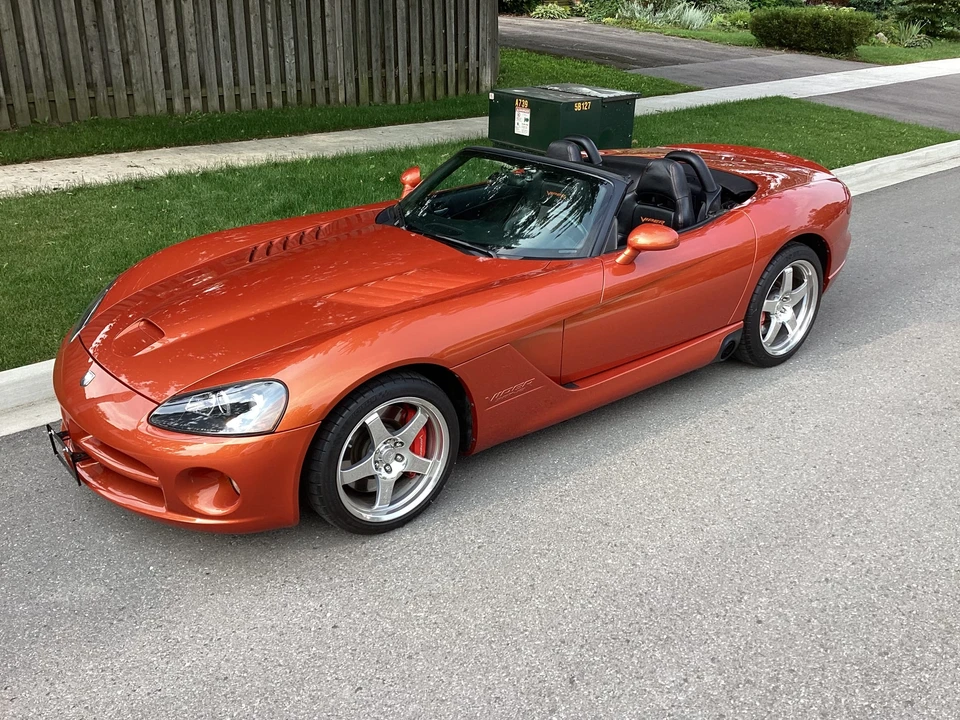 2005 Dodge Viper 3rd Gen - Image 2 of 31