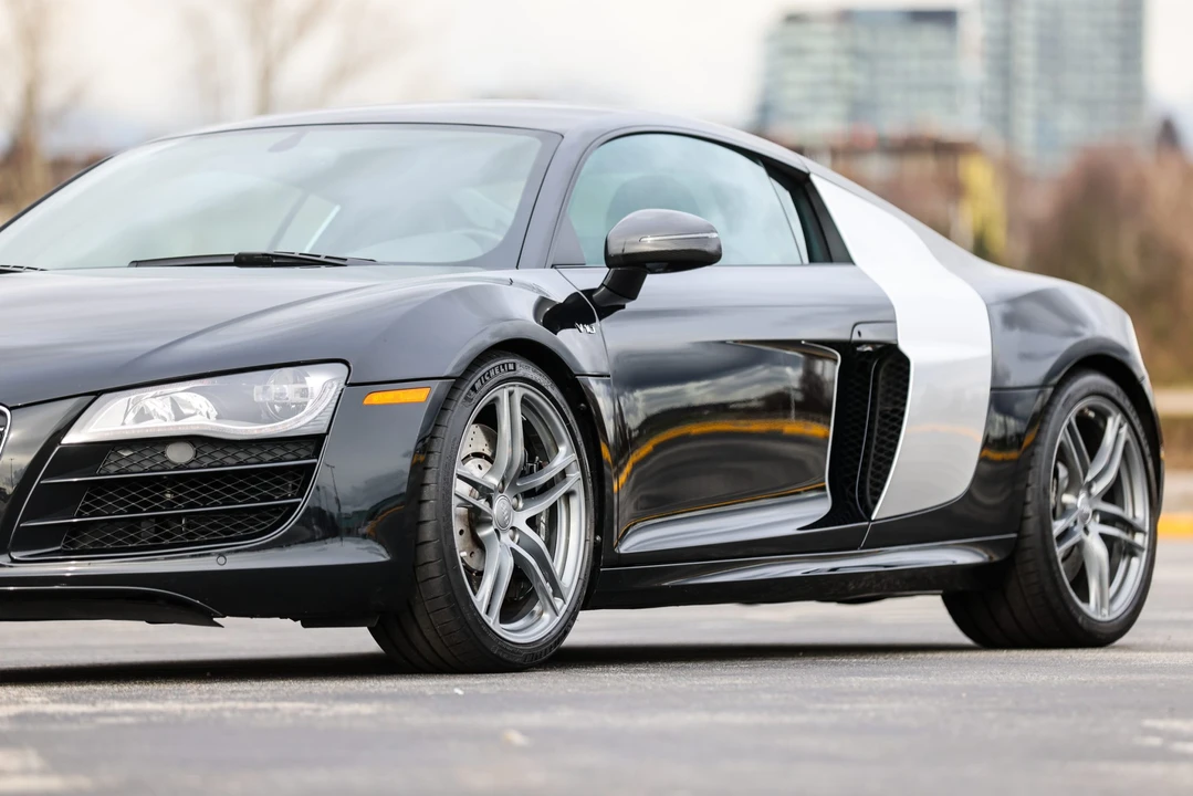 2010 Audi 42 R8 - Image 22 of 31