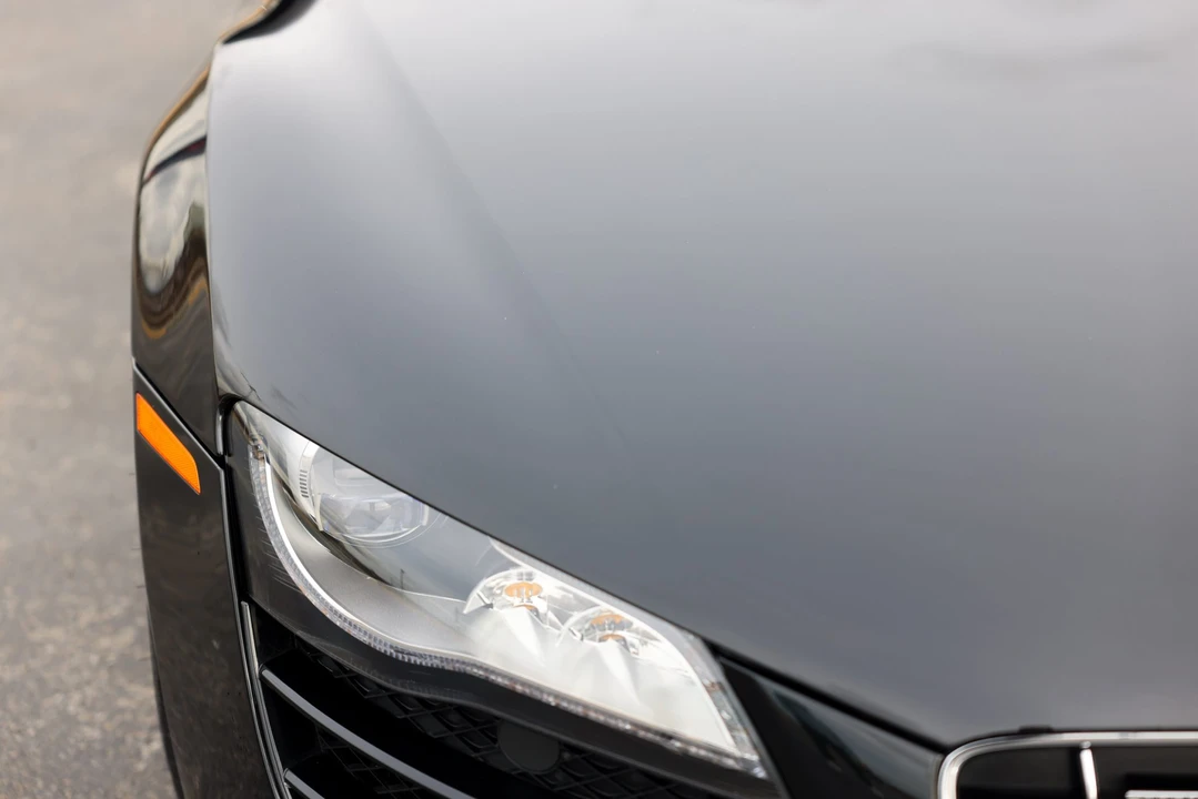 2010 Audi 42 R8 - Image 24 of 31