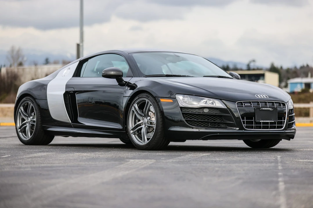2010 Audi 42 R8 - Image 10 of 31