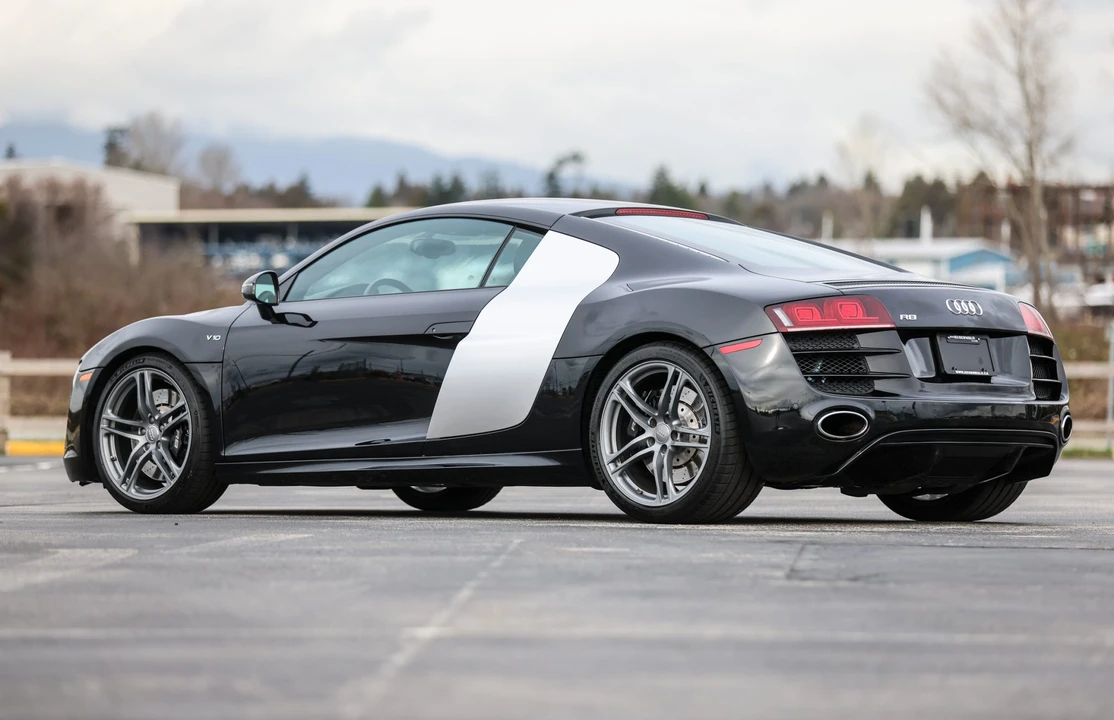 2010 Audi 42 R8 - Image 16 of 31