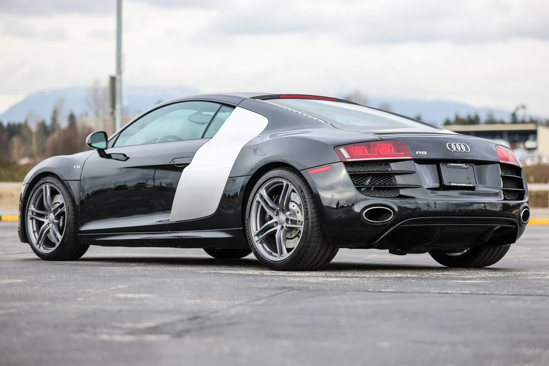 2010 Audi 42 R8 - Image 17 of 31