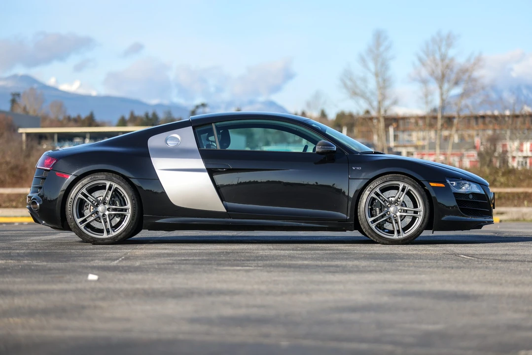 2010 Audi 42 R8 - Image 12 of 31