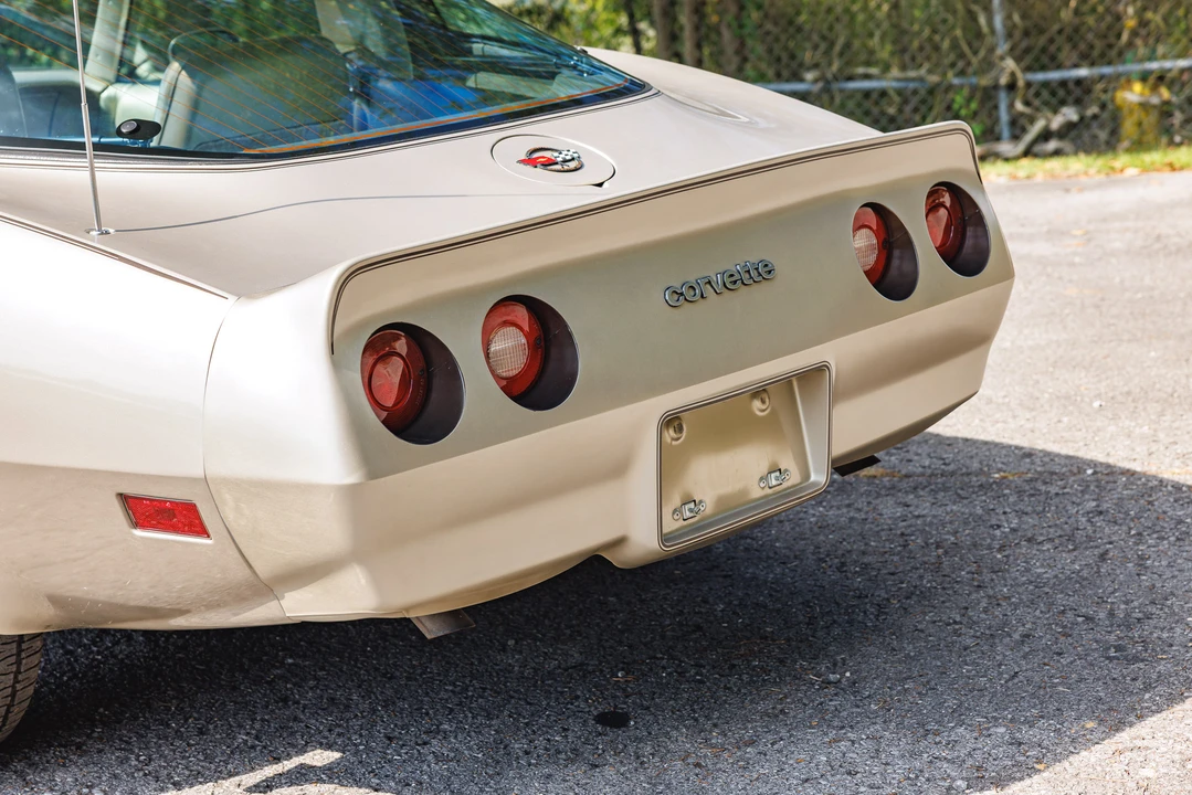 1982 Chevrolet Corvette C3 - Image 27 of 31