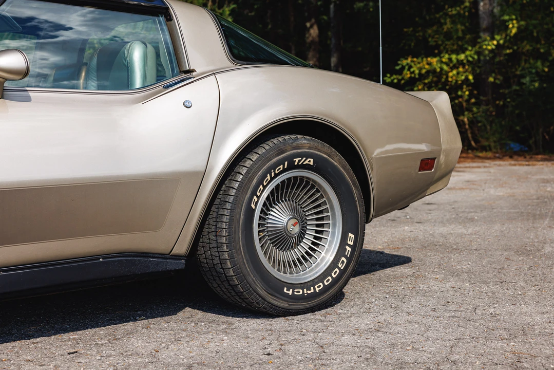 1982 Chevrolet Corvette C3 - Image 26 of 31