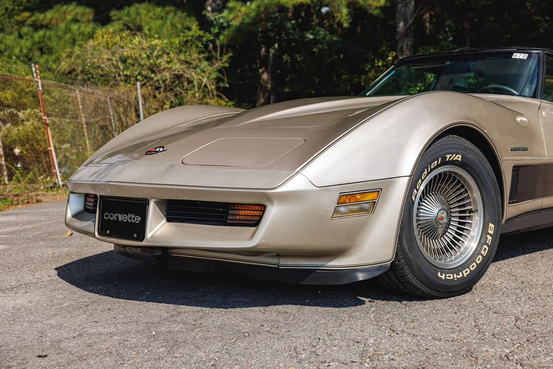 1982 Chevrolet Corvette C3 - Image 8 of 31