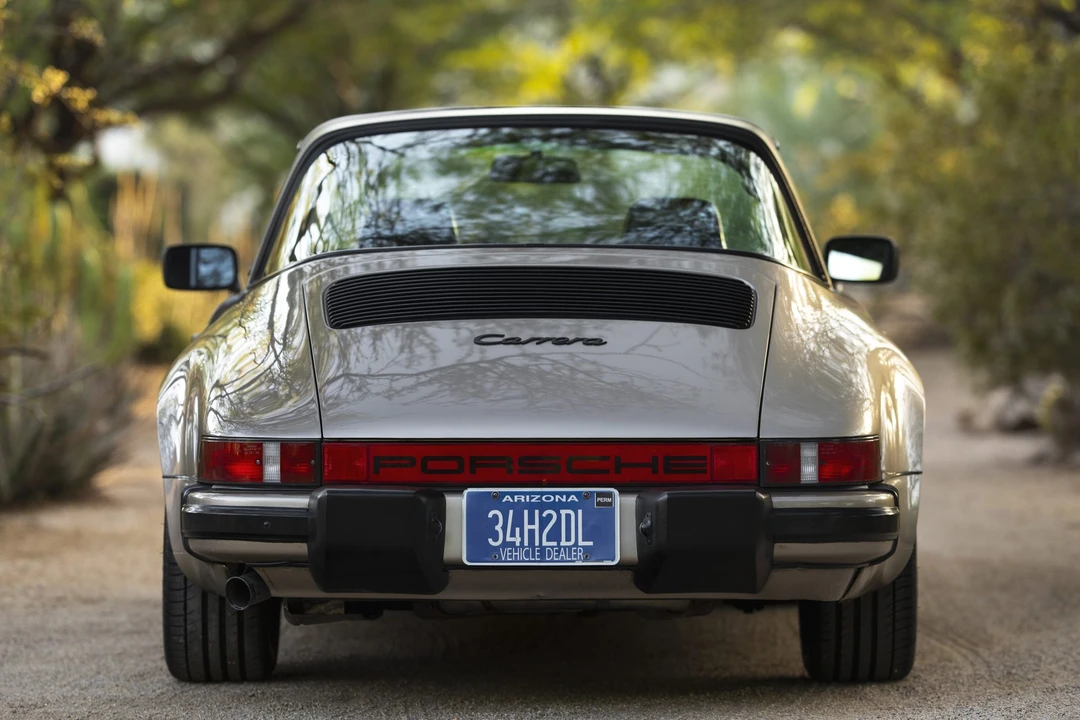 1984 Porsche 911 Carrera 3.2 - Image 17 of 31