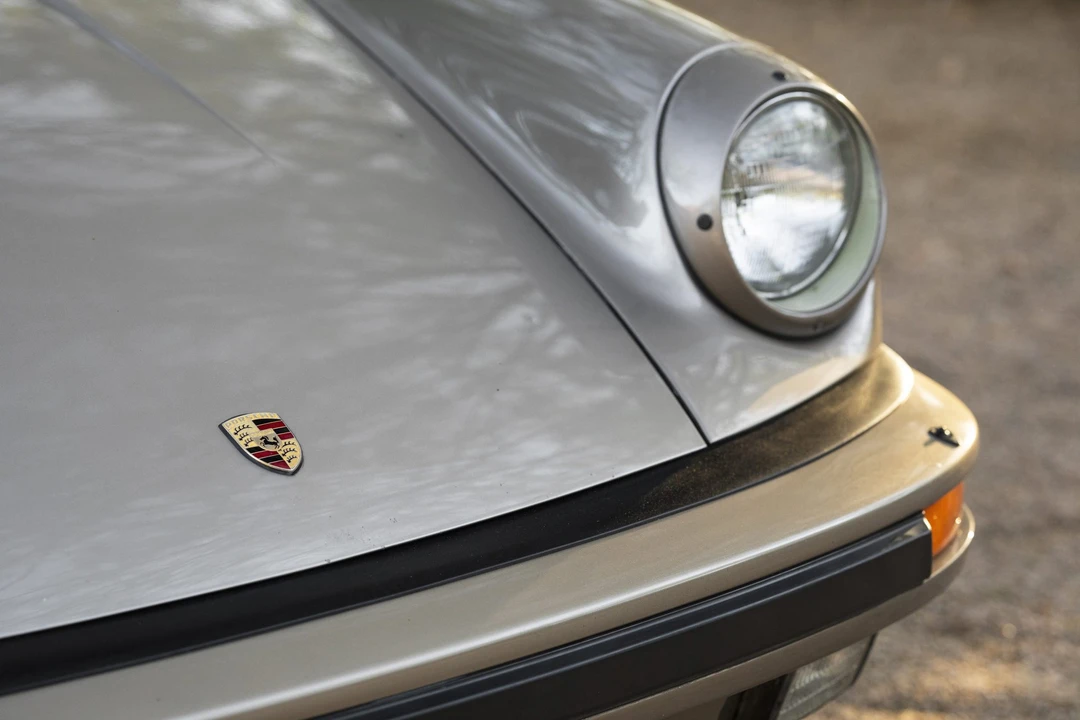 1984 Porsche 911 Carrera 3.2 - Image 24 of 31