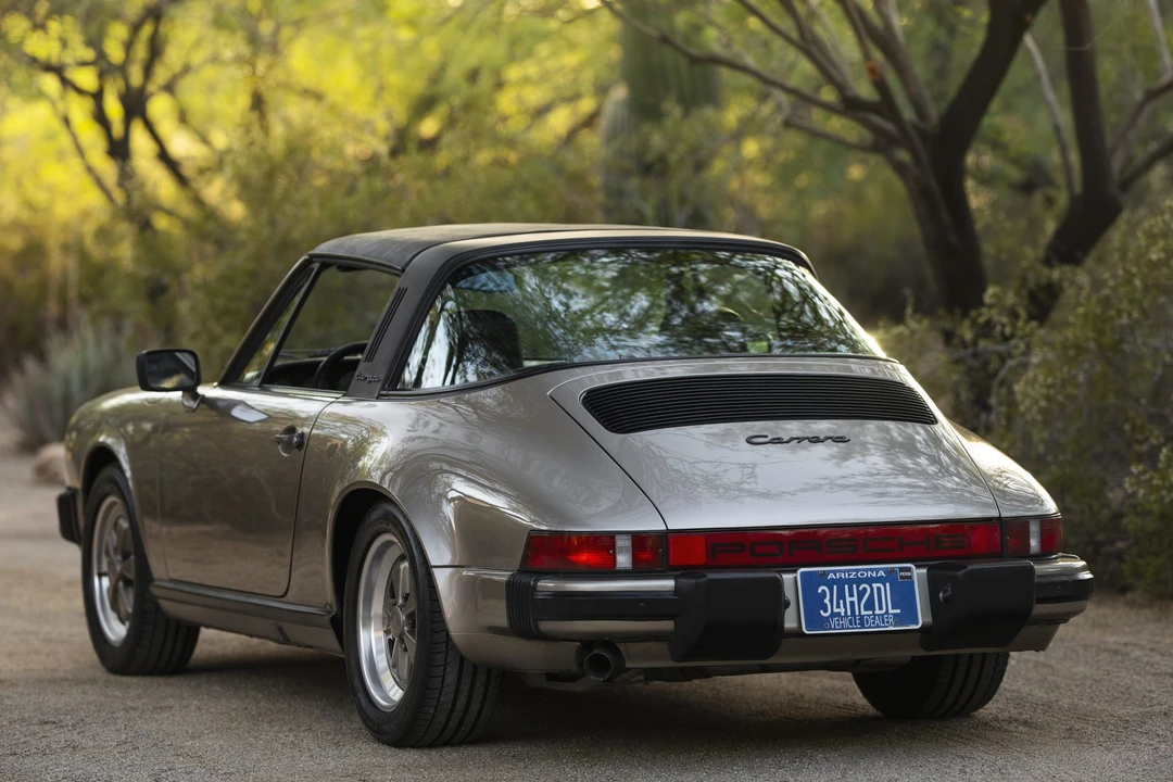 1984 Porsche 911 Carrera 3.2 - Image 15 of 31