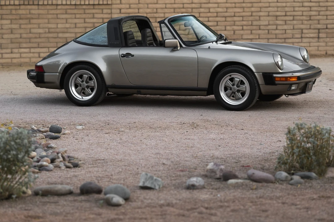 1984 Porsche 911 Carrera 3.2 - Image 21 of 31