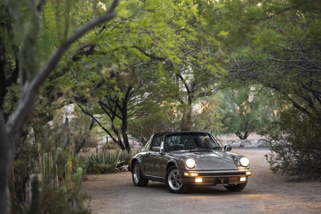 1984 Porsche 911 Carrera 3.2 - Image 5 of 31