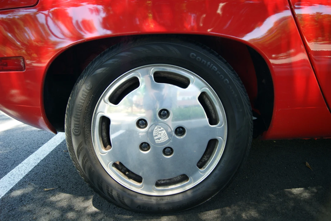 1984 Porsche 928 S - Image 30 of 31