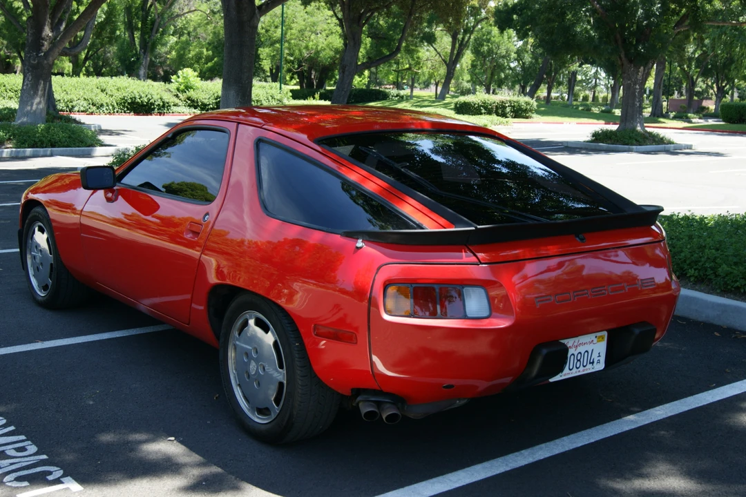 1984 Porsche 928 S - Image 23 of 31